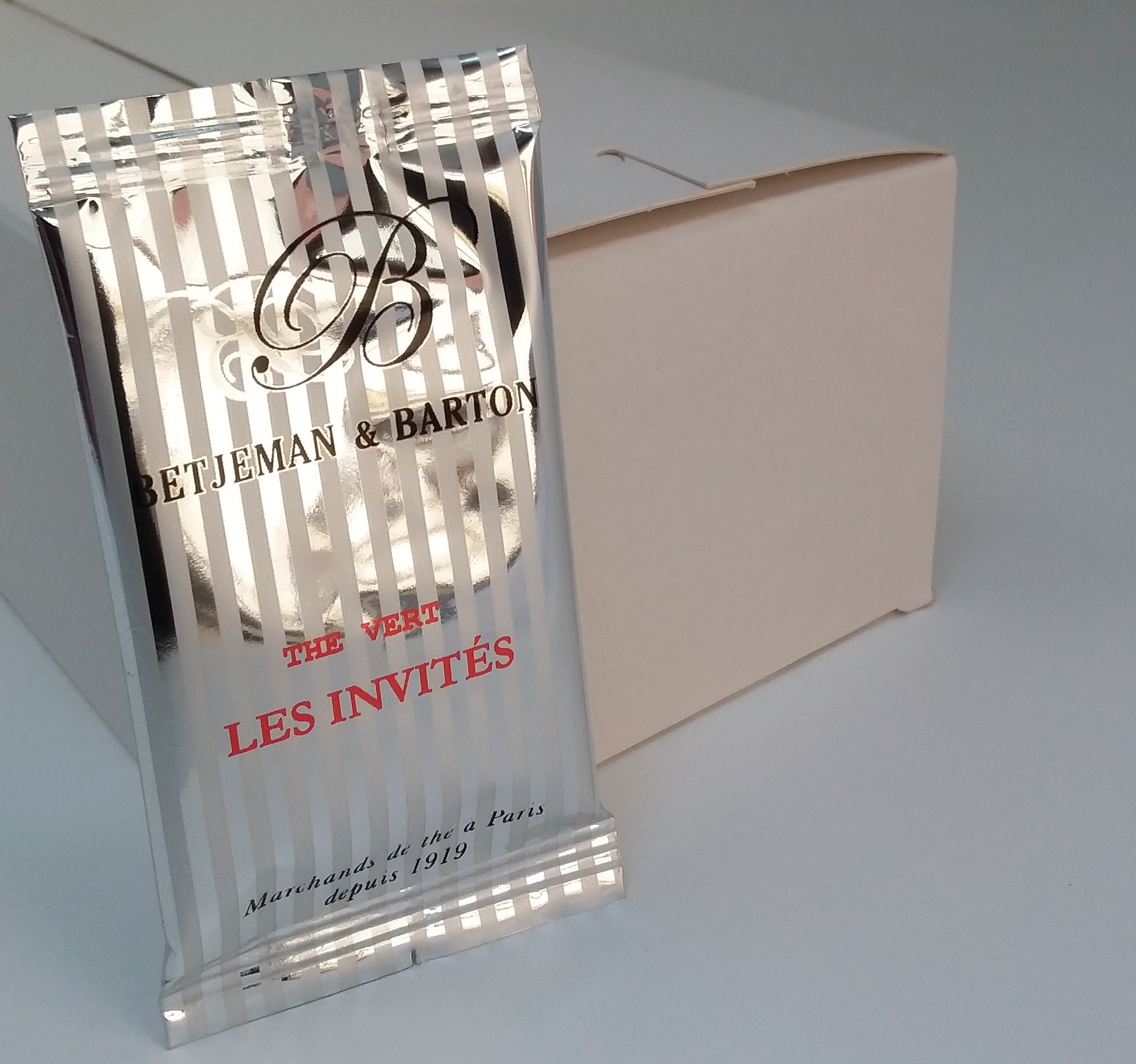 Thé vert Les Invités en boite 