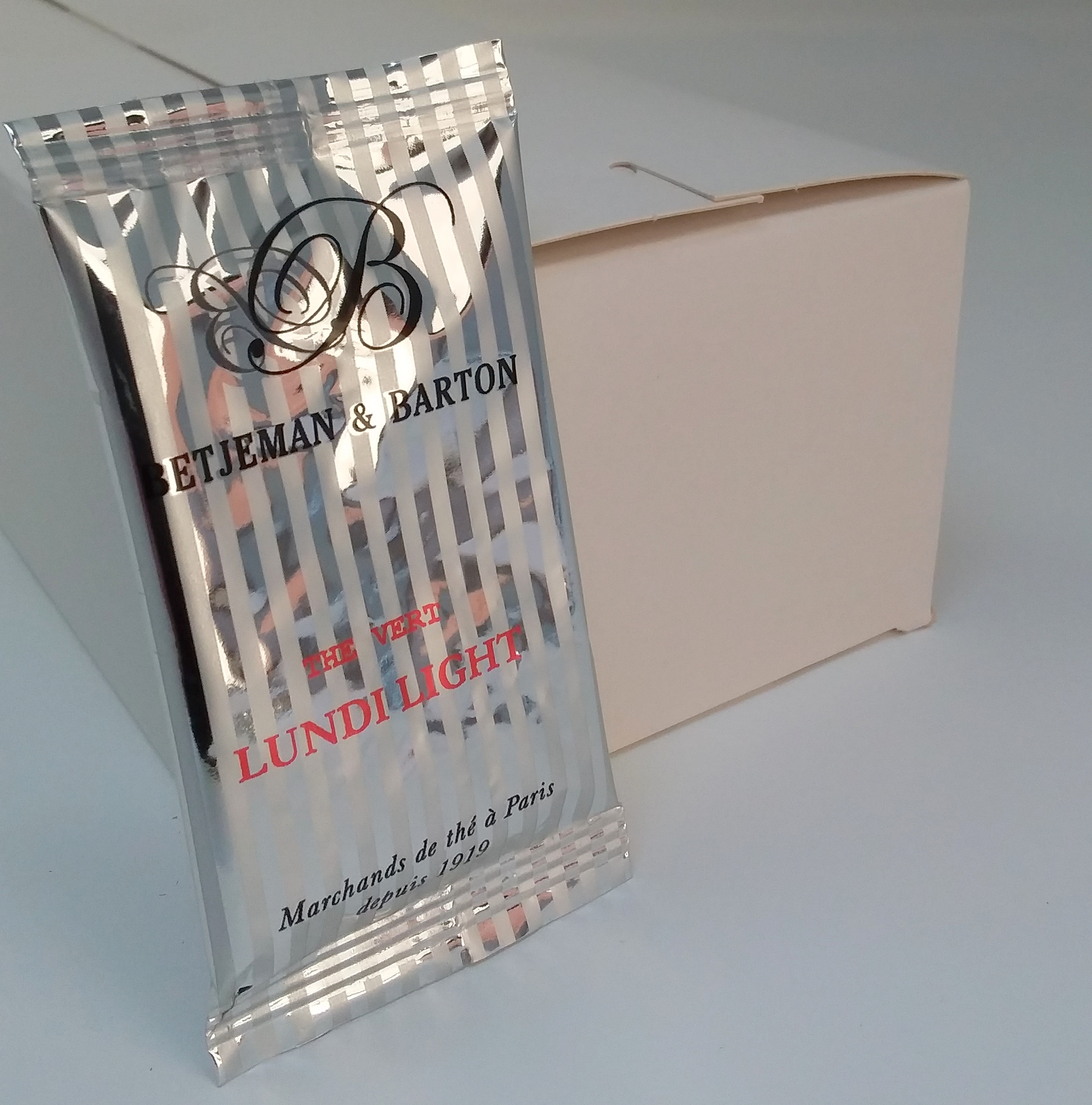 Thé vert Lundi Light en boite 