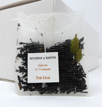 Thé noir Chaï en boite de 100 